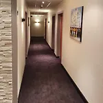 Salea Hotell 3*
