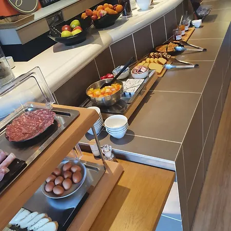 Hotell Salea 3*