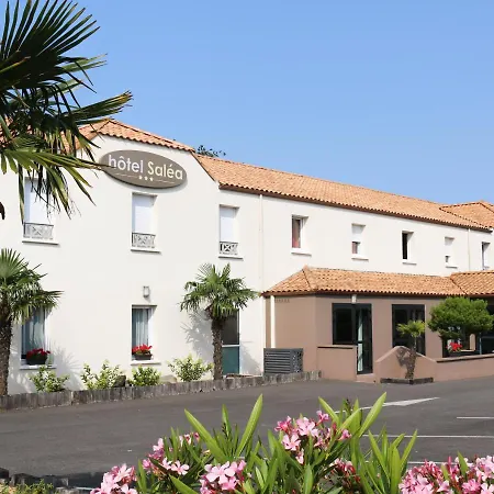 Salea 3* بورنيك