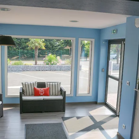 Salea 3* بورنيك